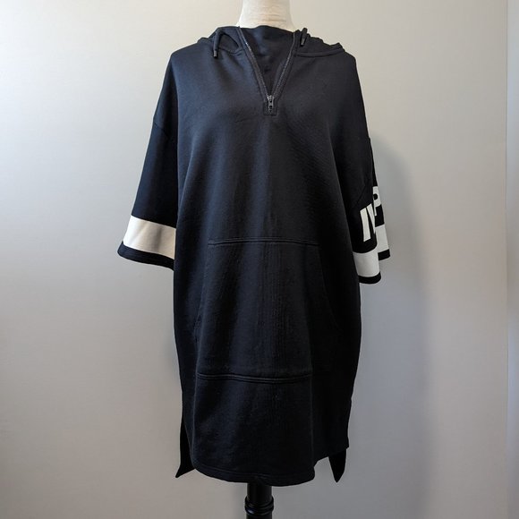 IVY PARK Dresses & Skirts - Ivy Park Black Hooded Sweatshirt Dress